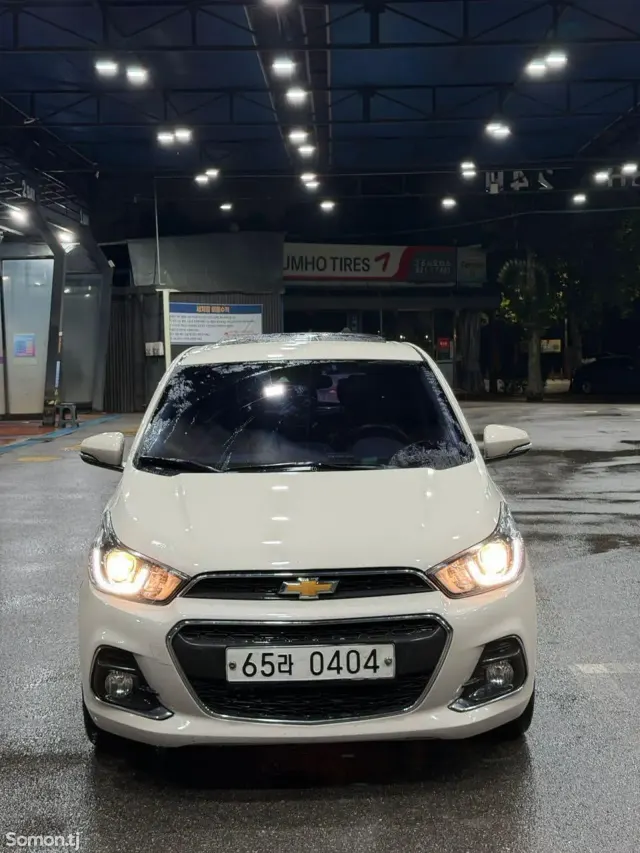 Chevrolet Spark 2016 · 1.0 AT