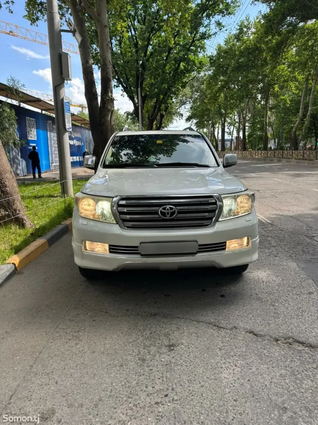 Toyota Land Cruiser 2010 · 4.7 AT