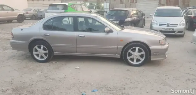 Nissan Maxima 1998 · 3.0 AT