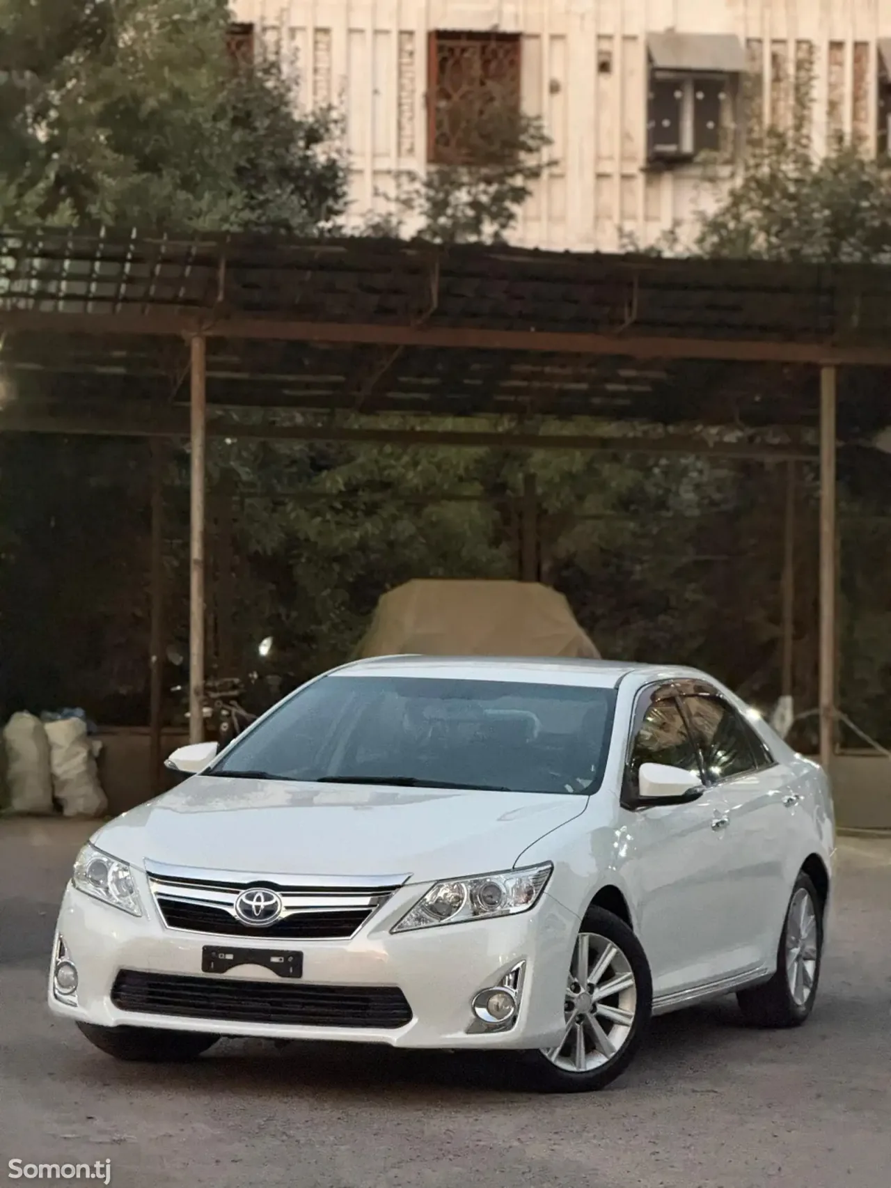 Toyota Camry 2014 · 2.5 AT