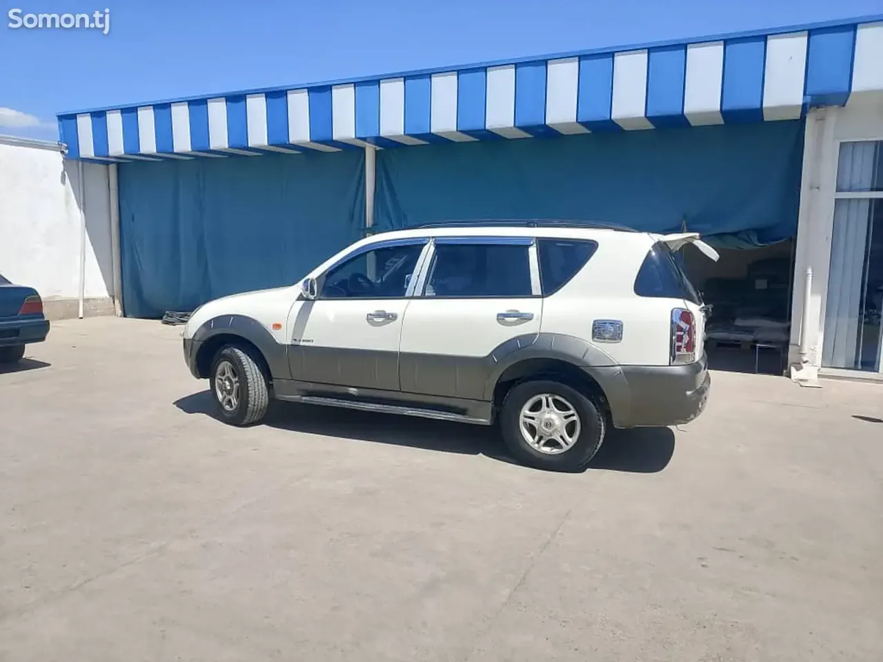 Ssang Yong Rexton 2003 · 2.5 AT