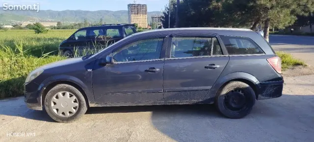 Opel Astra H 2008 · 1.8 MT