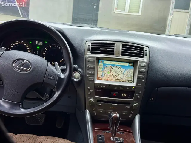 Lexus IS series 2008 · 2.5 AT