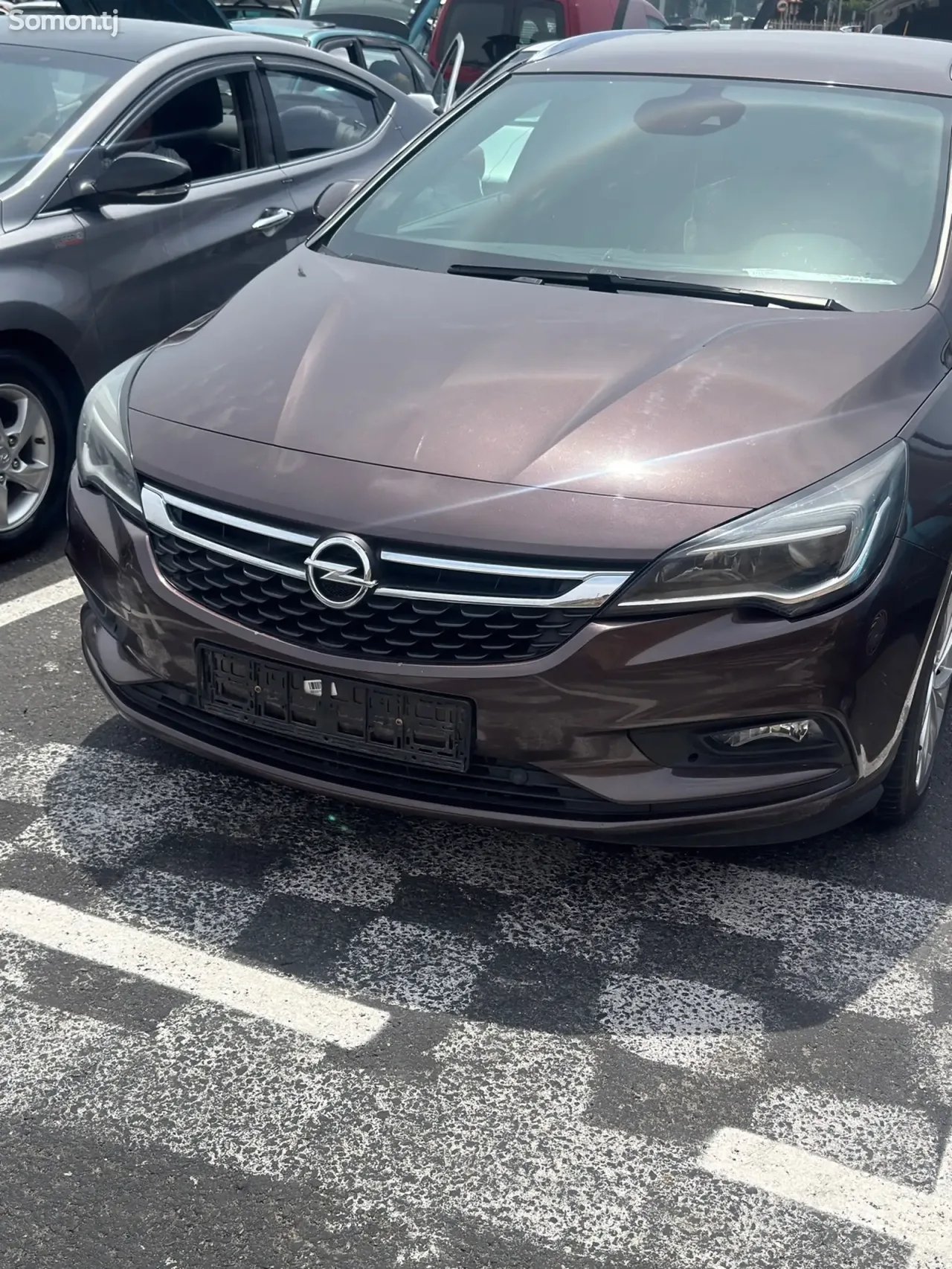 Opel Astra K 2016 · 1.6 AT