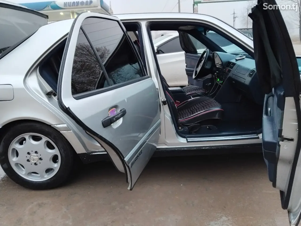 Mercedes-Benz C class 1995 · 2.0 MT