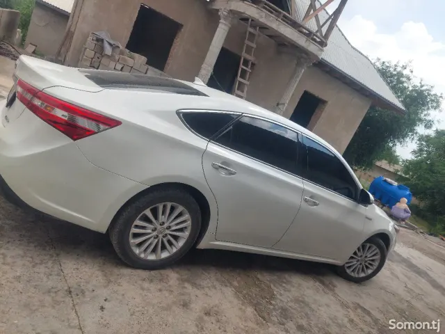 Toyota Avalon 2014 · 2.5 AT