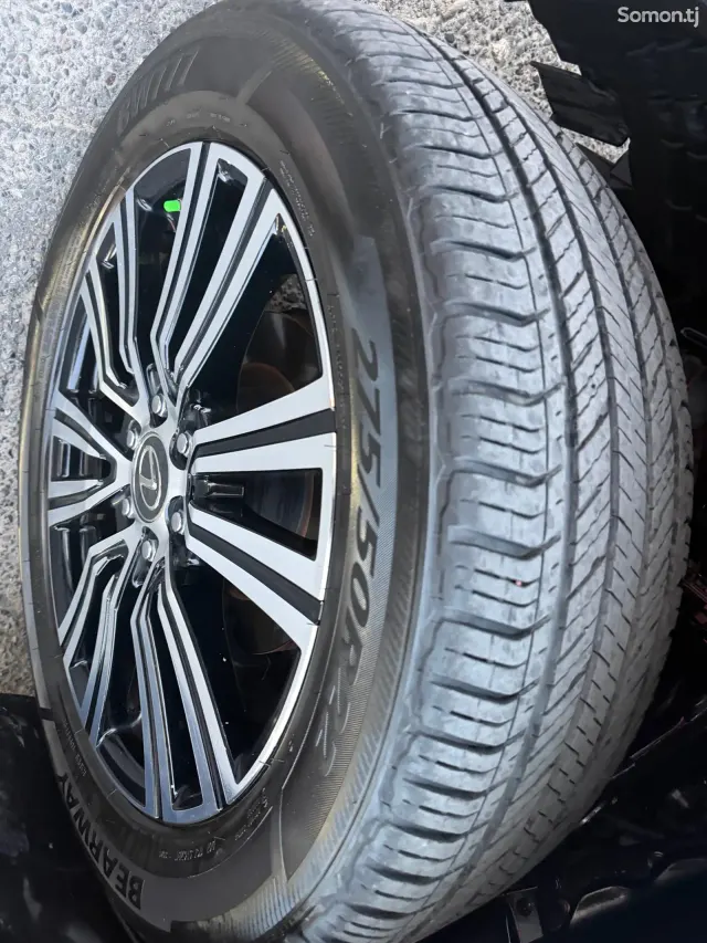 Lexus LX series 2022 · 5.0 AT