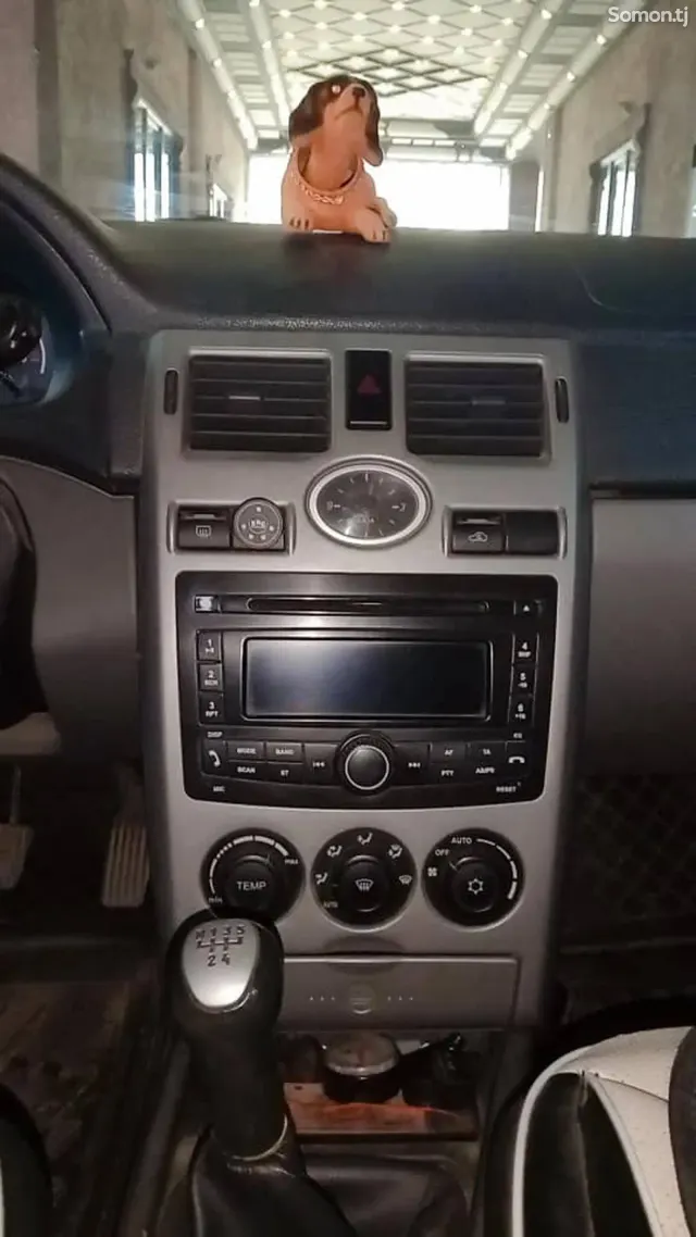 Lada (ВАЗ) Priora 2011 · 1.6 MT