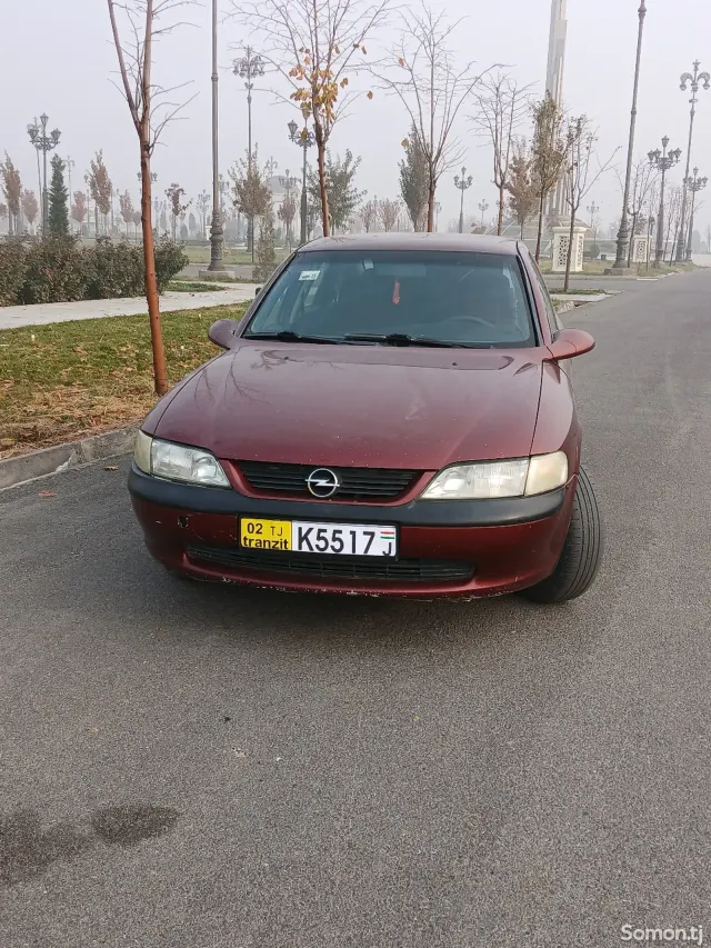 Opel Vectra B 1996 · 1.6 MT