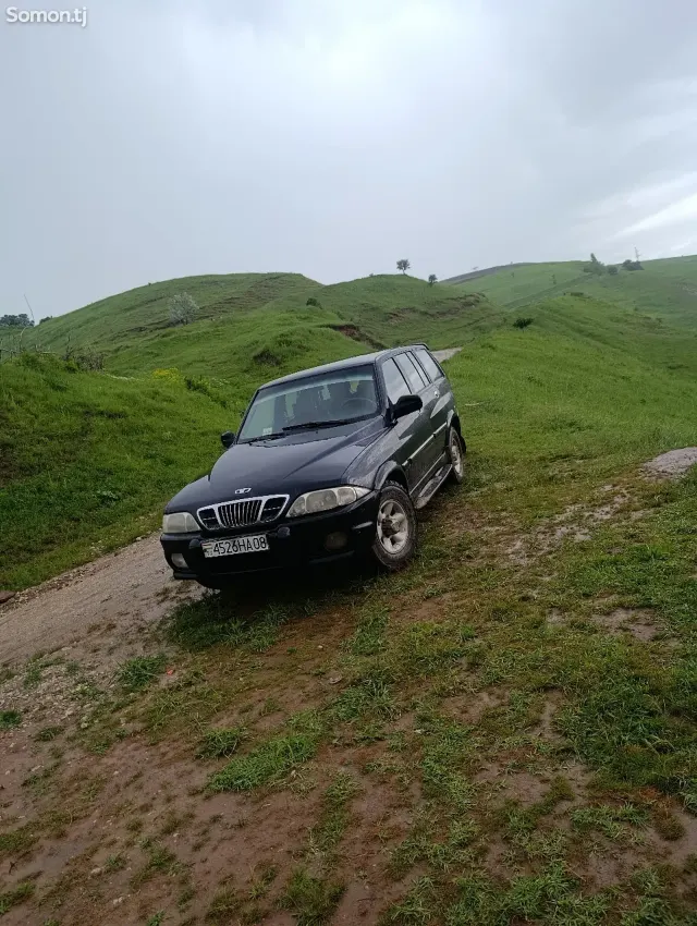 Daewoo Musso 2000 · 0.6 MT