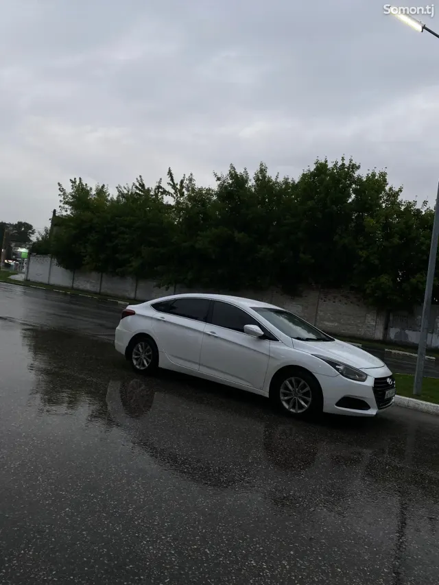 Hyundai i40 2015 · 2.0 AT