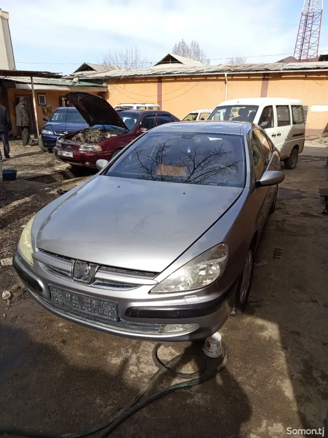 Peugeot 607 2001 · 2.2 AT