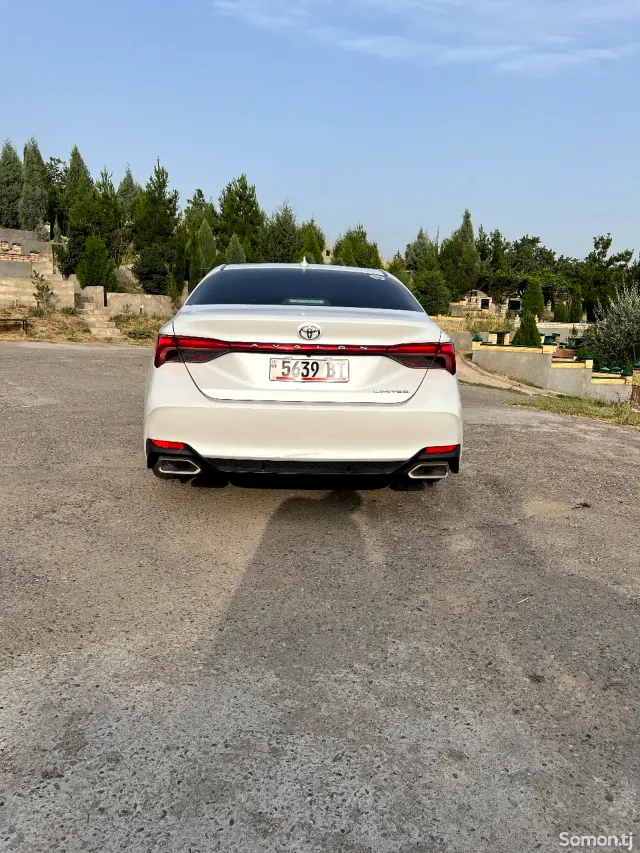 Toyota Avalon 2019 · 3.5 AT