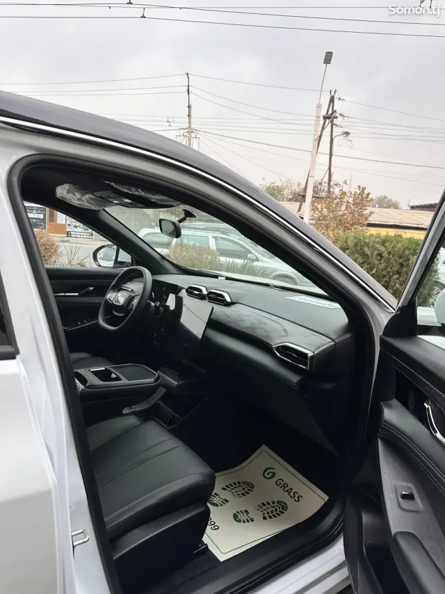 Dongfeng L7 2025 · AT