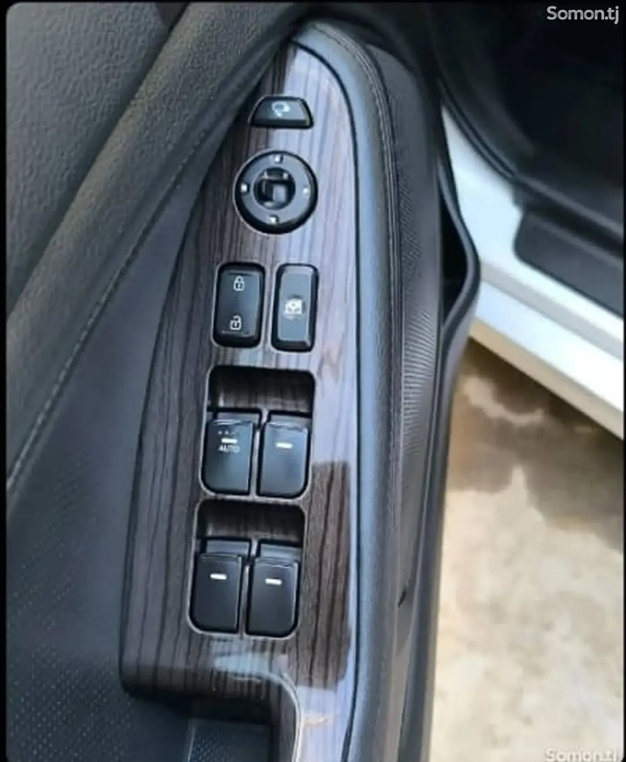 Kia K5 2014 · 2.0 AT