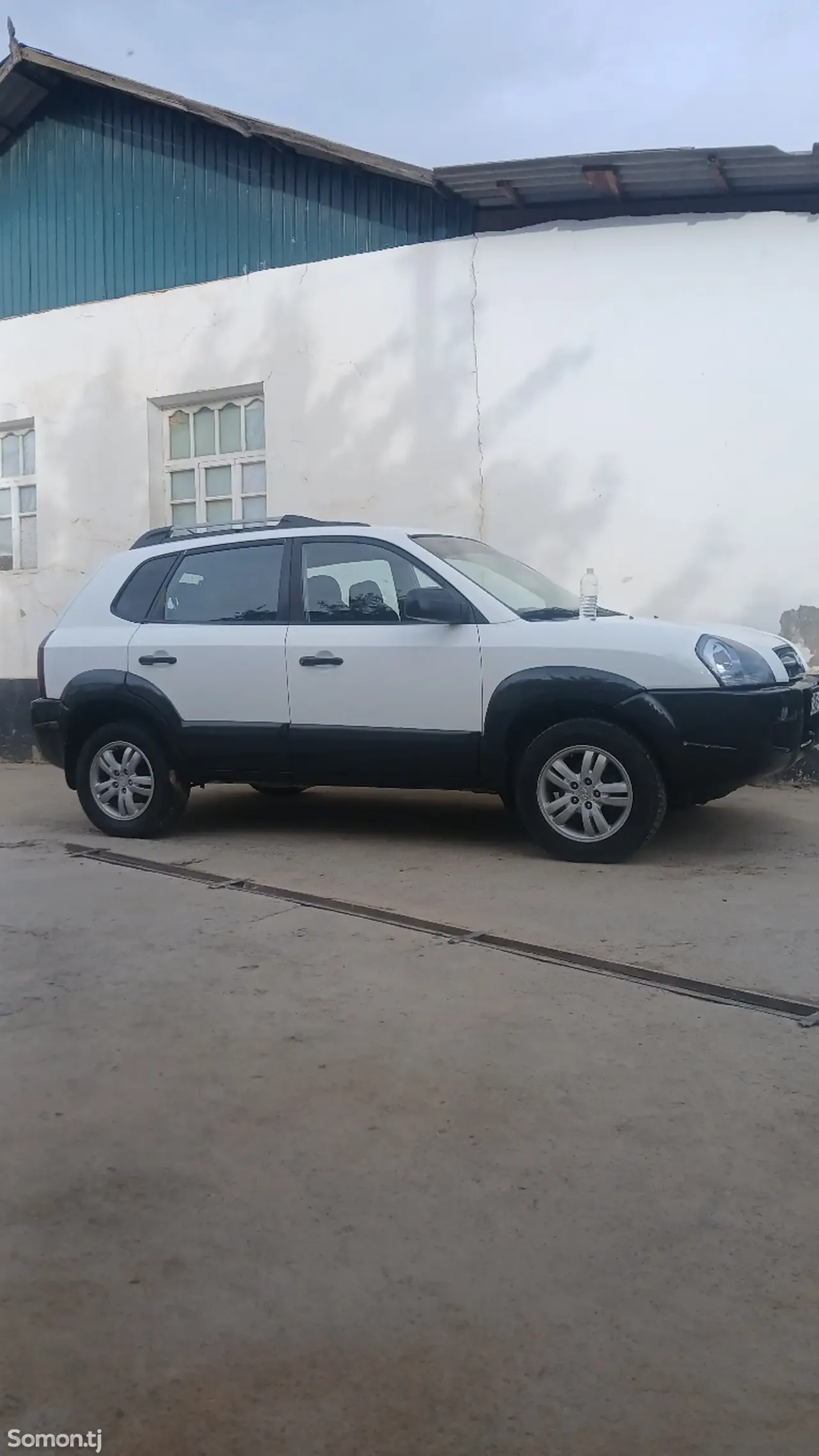 Hyundai Tucson 2007 · 2.0 MT