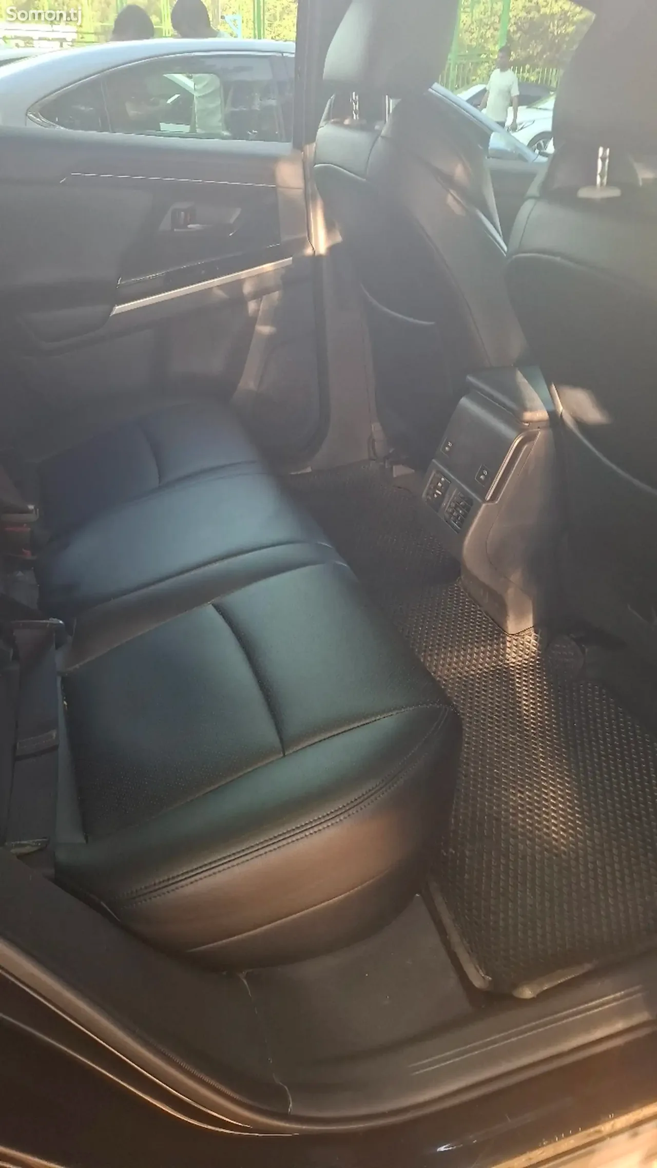 Toyota bZ4X 2024 · 2.5 AT