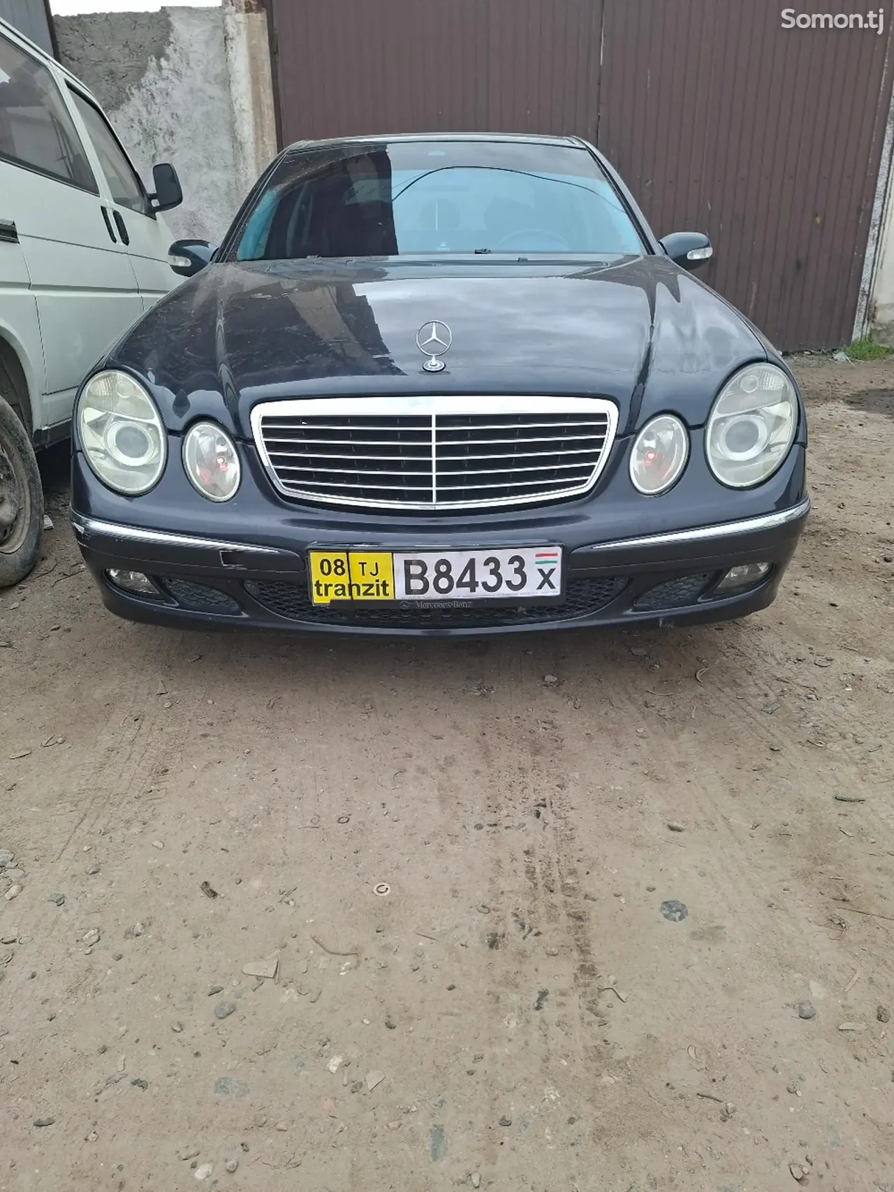 Mercedes-Benz E class 2002 · 2.7 AT
