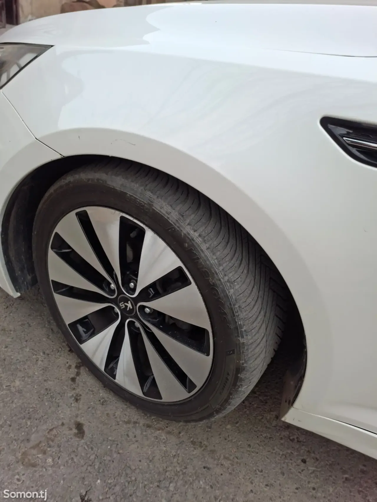 Kia K5 2011 · 2.0 AT