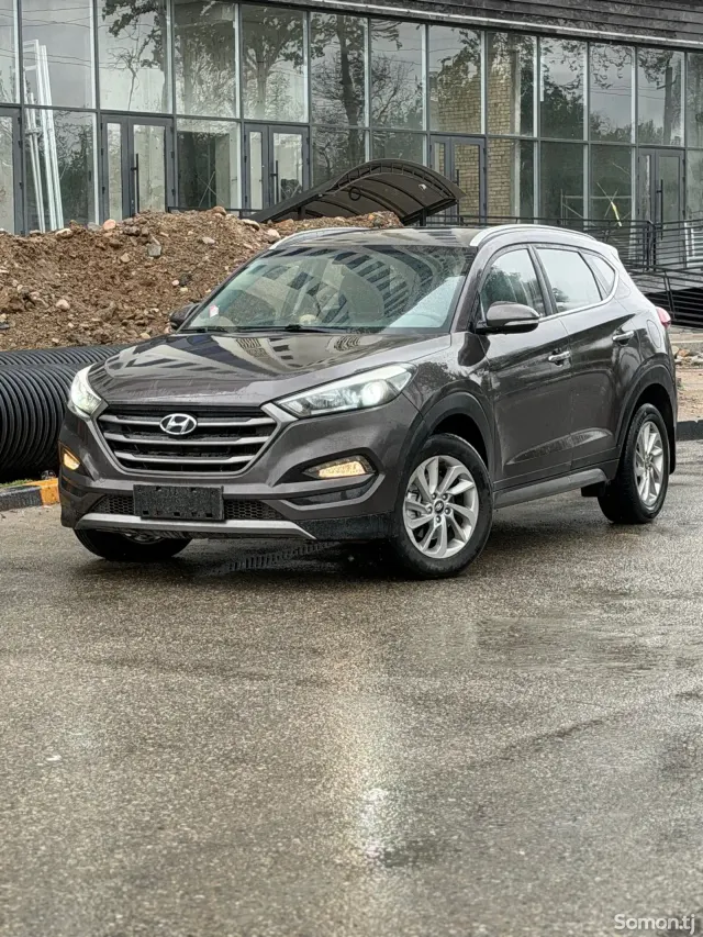 Hyundai Tucson 2016 · 1.6 AT