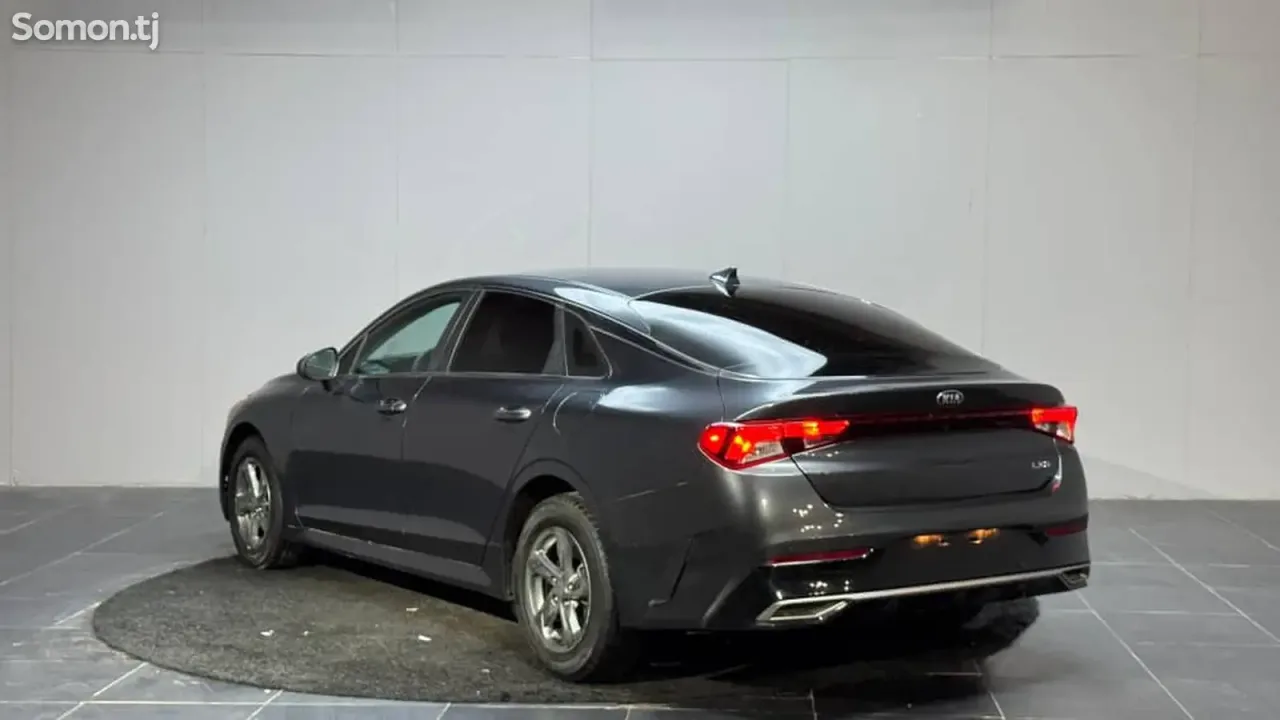 Kia K5 2020 · 1.6 AT