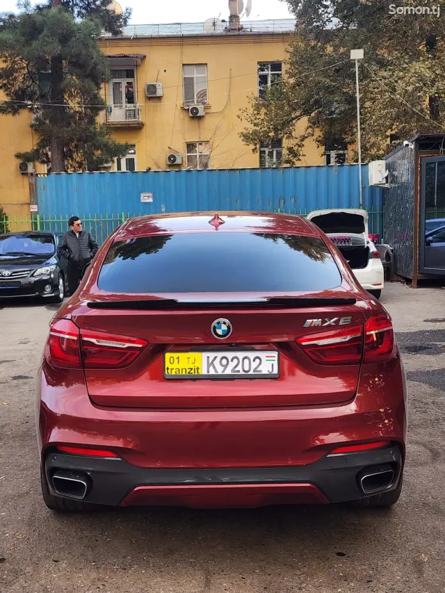 BMW X6 M 2017 · 3.0 AT
