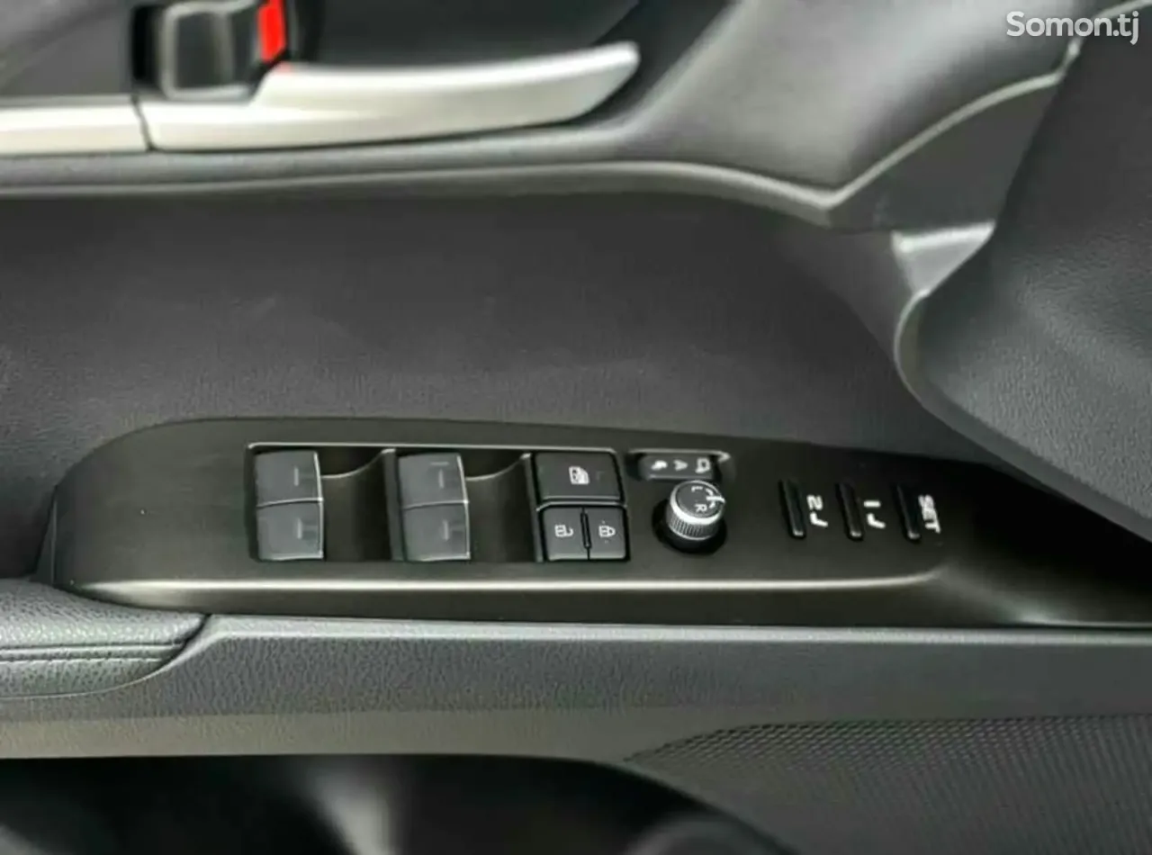 Toyota Camry 2026 · 2.5 AT