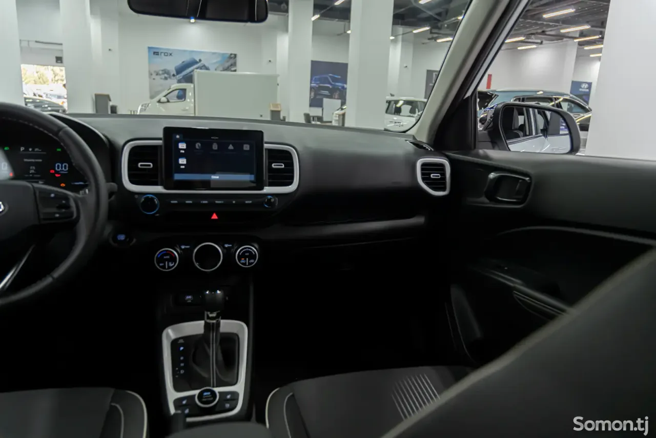 Hyundai Venue 2025 · 1.6 AT