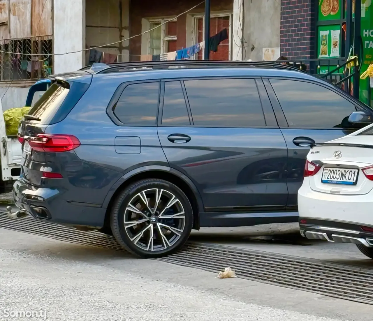 BMW X7 2021 · 4.4 AT
