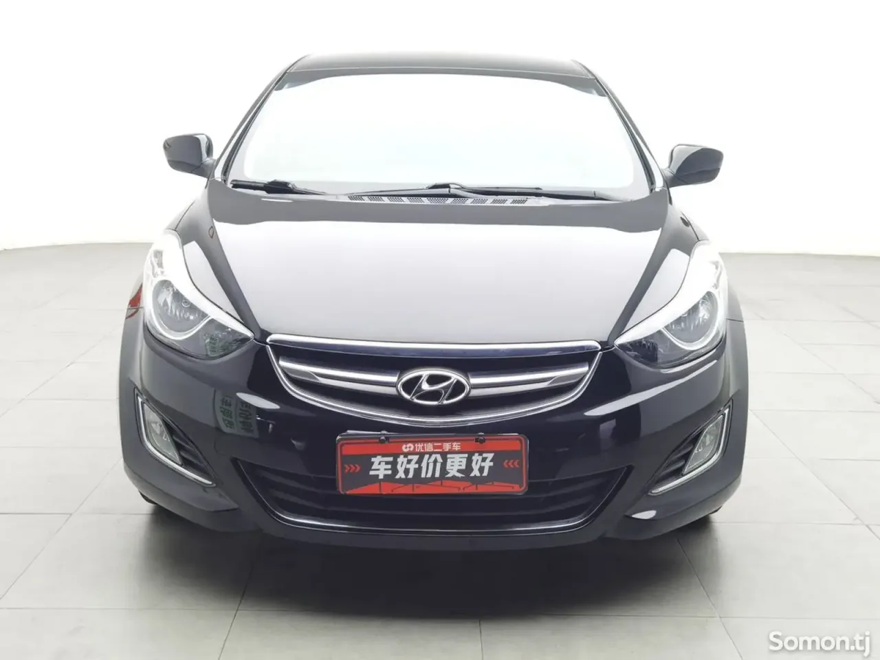Hyundai Elantra 2015 · 1.6 AT