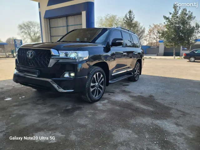Toyota Land Cruiser 2013 · 4.7 AT