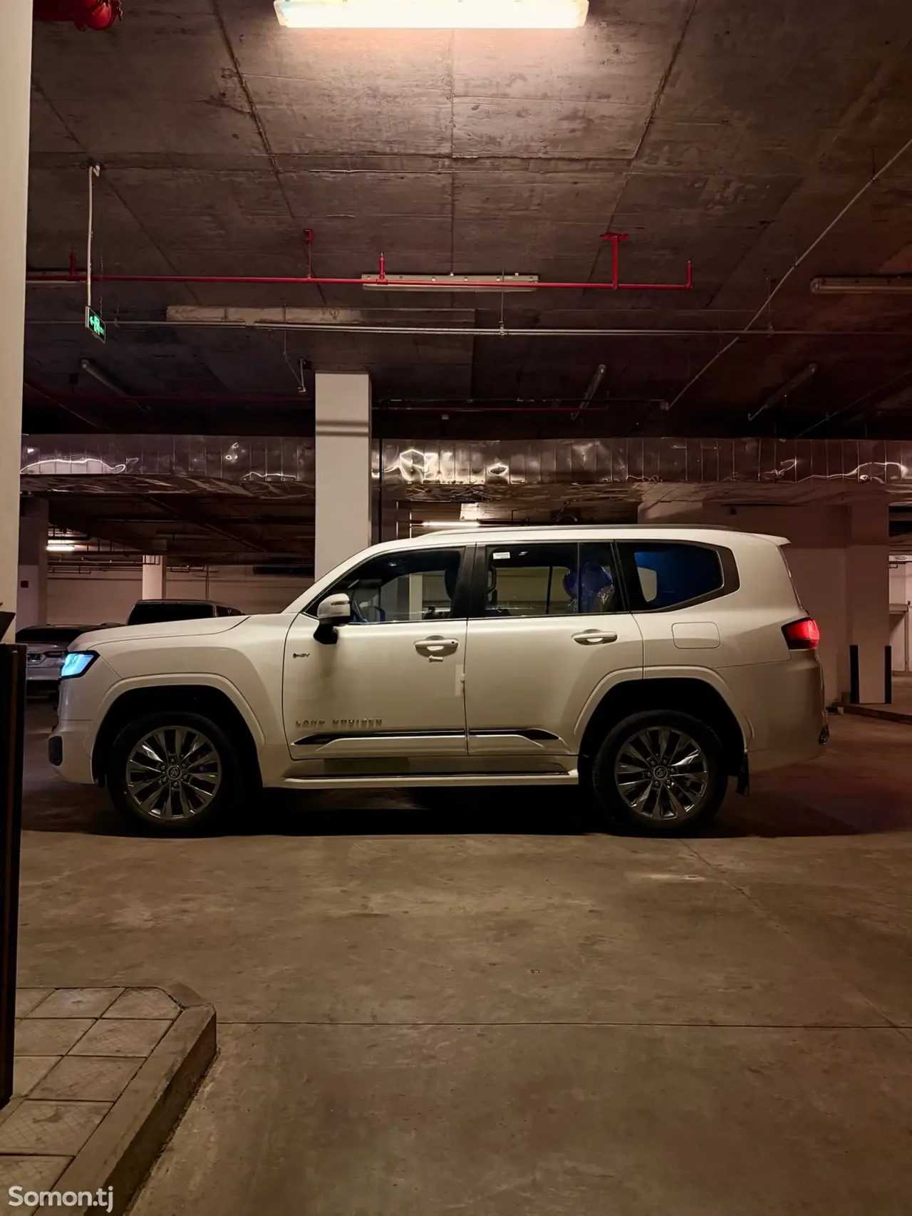 Toyota Land Cruiser 2026 · 3.5 AT