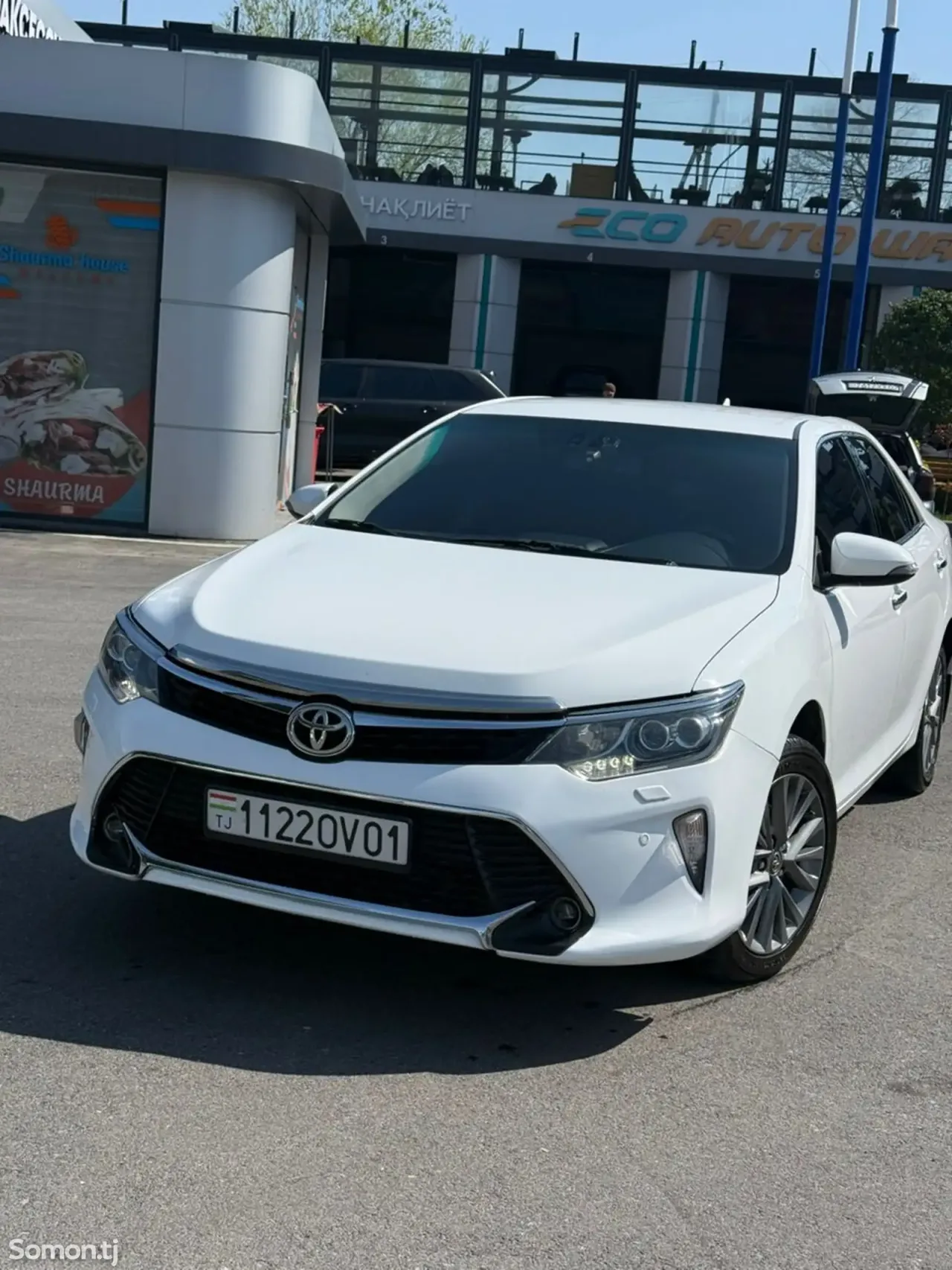Toyota Camry 2015 · 2.5 AT