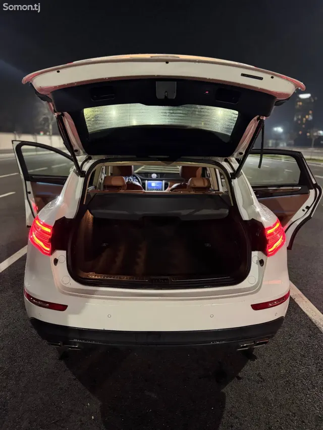 Zotye SR9 2017 · 2.0 AT