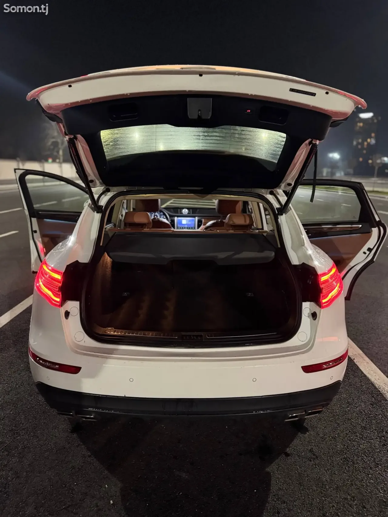 Zotye SR9 2017 · 2.0 AT