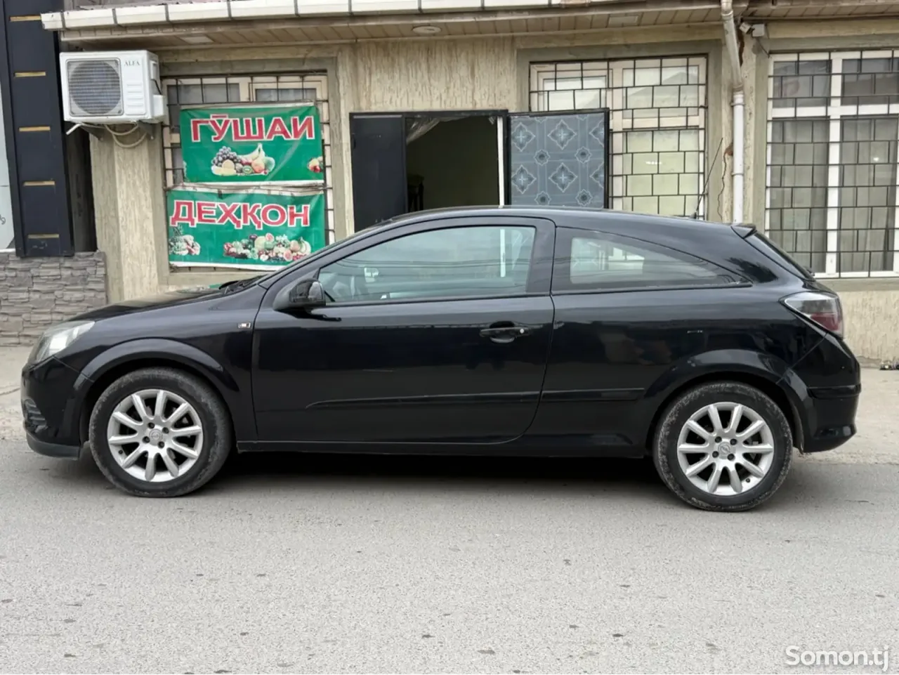 Opel Astra H 2006 · 1.6 MT