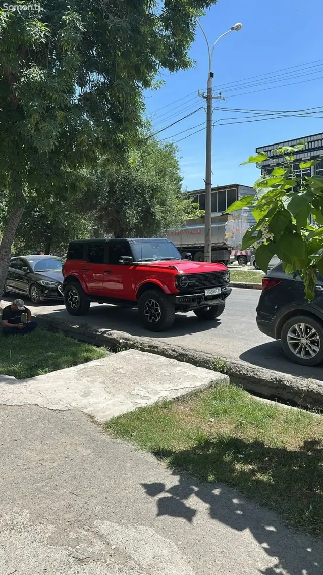 Ford Bronco 2024 · 2.7 AT