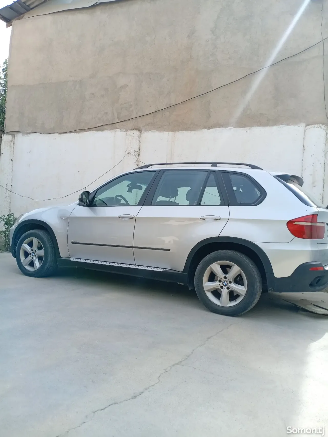 BMW X5 2009 · 3.0 AMT