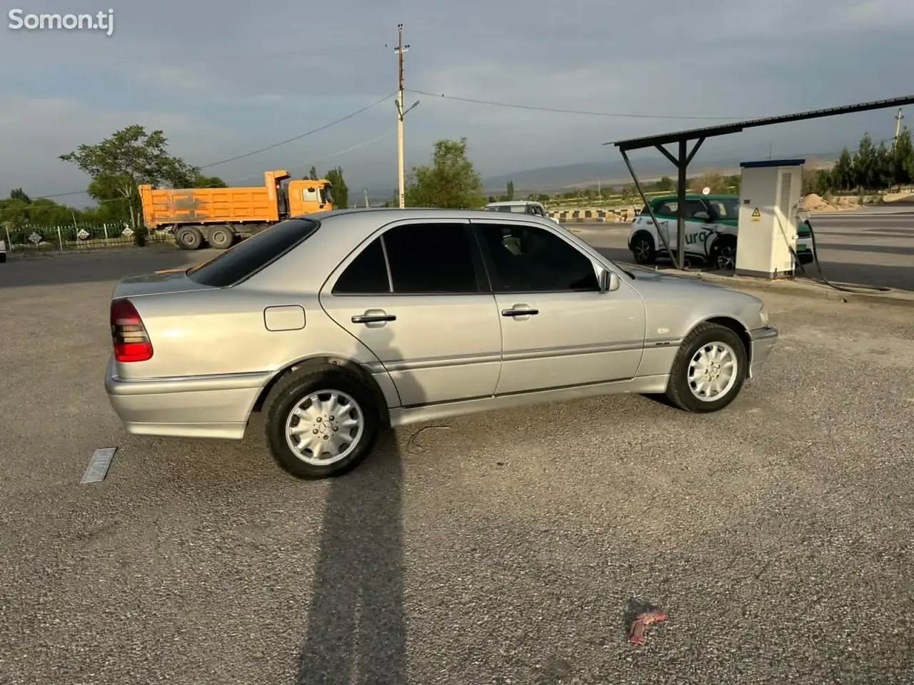 Mercedes-Benz C class 1999 · 2.8 AT