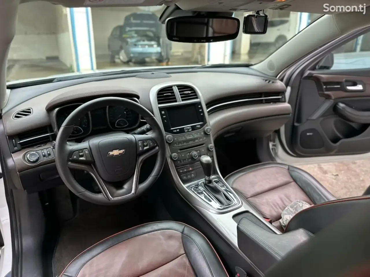 Chevrolet Malibu 2015 · 2.0 AT