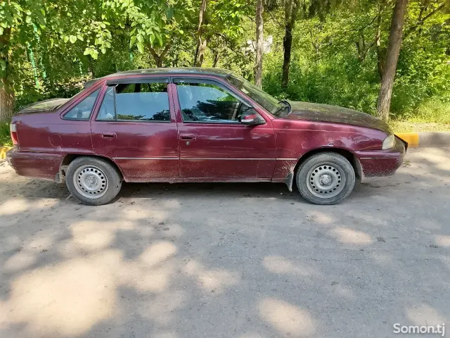 Daewoo Nexia 1995 · 1.6 MT