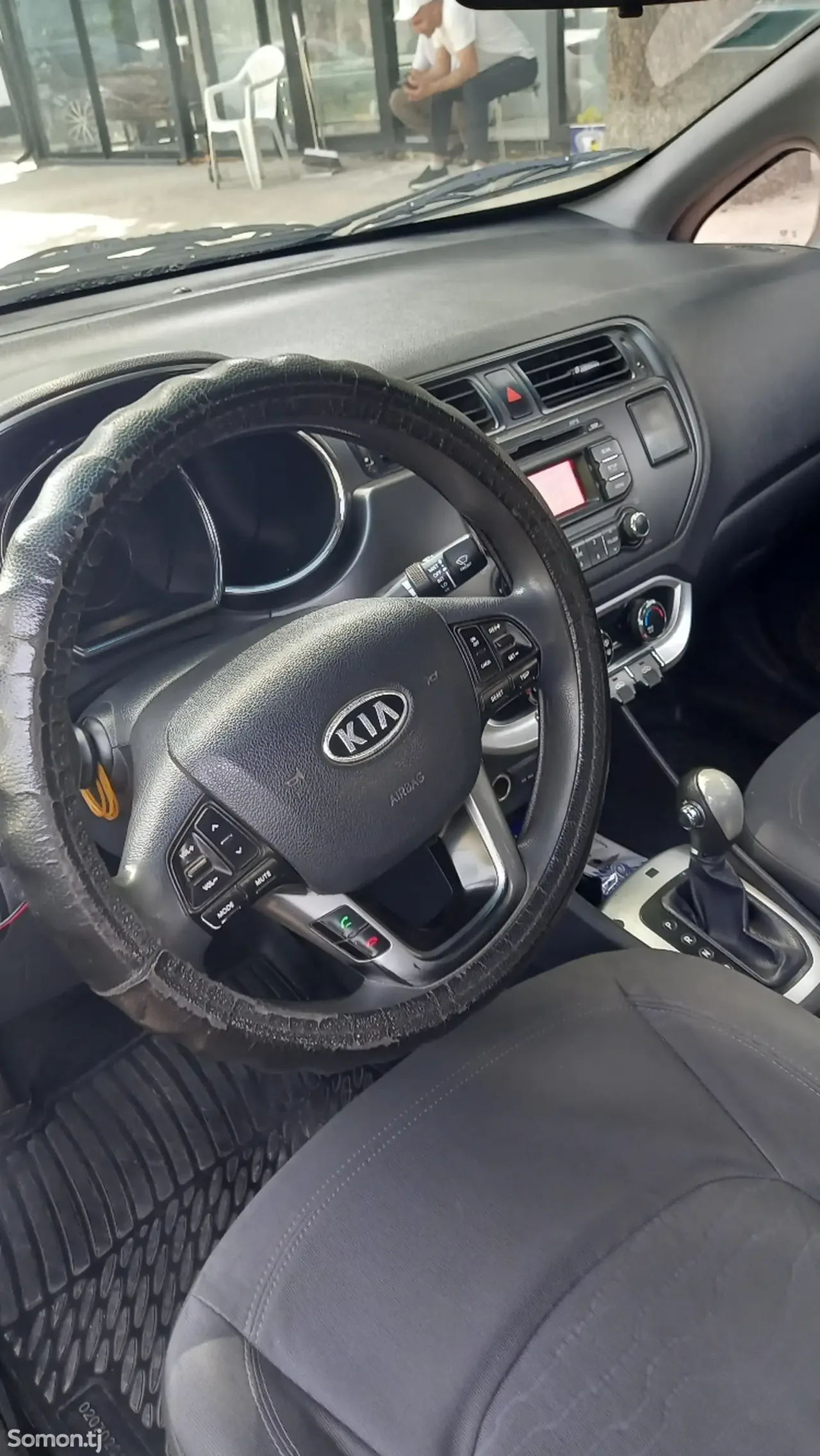 Kia Rio 2011 · 1.4 AT
