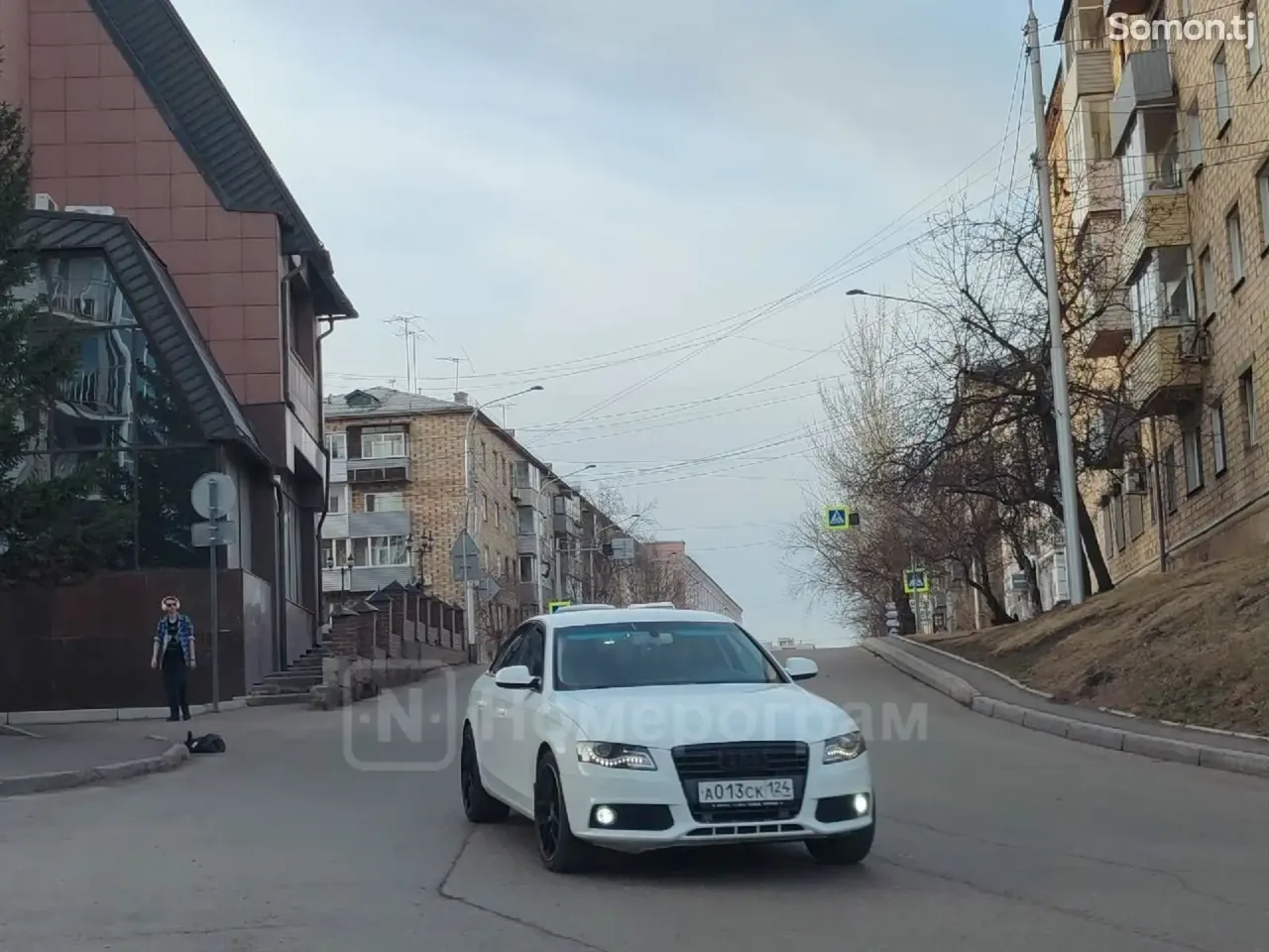 Audi A4 2010 · 1.8 AT