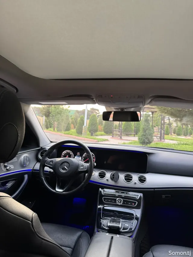 Mercedes-Benz E class 2017 · 3.0 AT