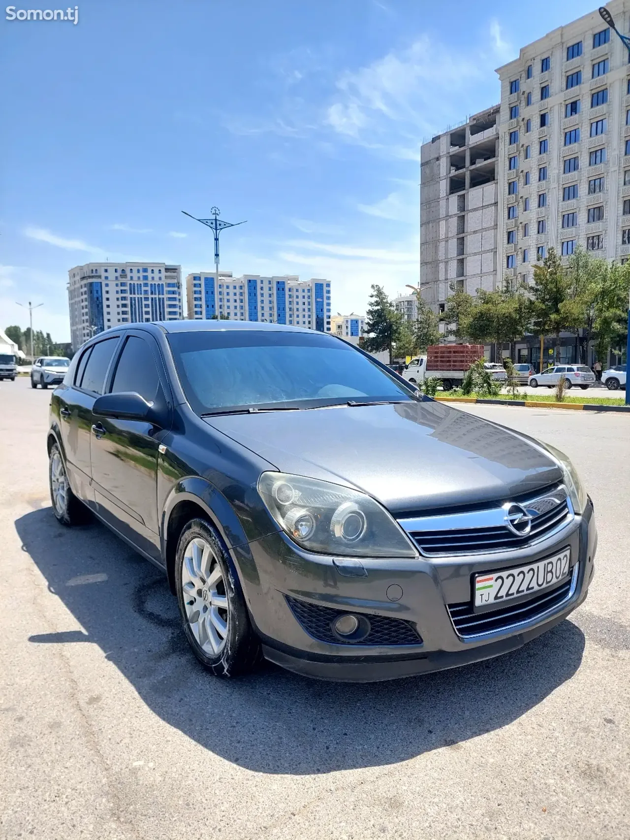Opel Astra H 2009 · 1.4 MT
