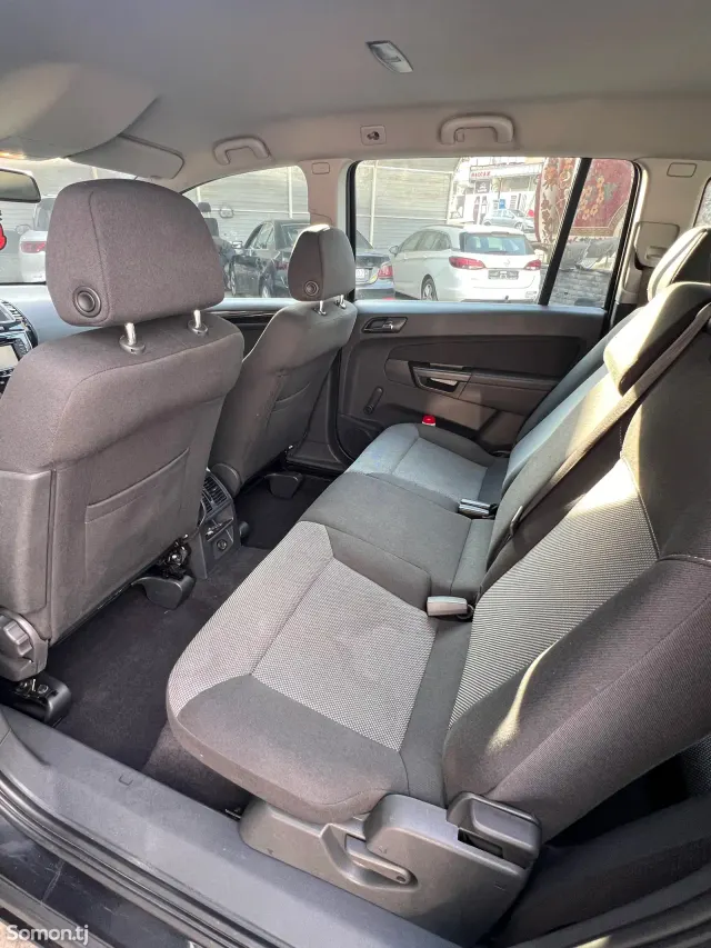 Opel Zafira 2014 · 1.8 MT