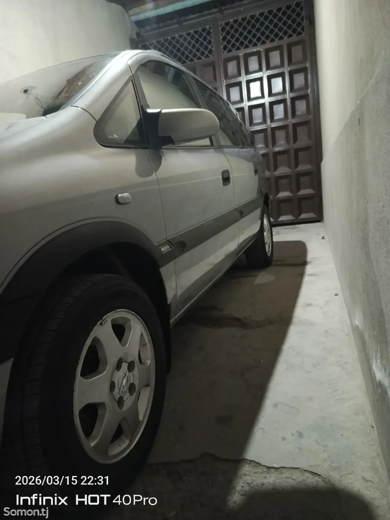 Opel Zafira 2001 · 1.8 MT