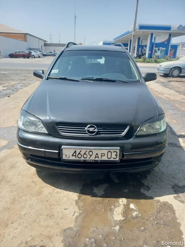 Opel Astra G 2000 · 1.6 MT