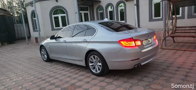BMW 5 series 2012 · 2.0 AT