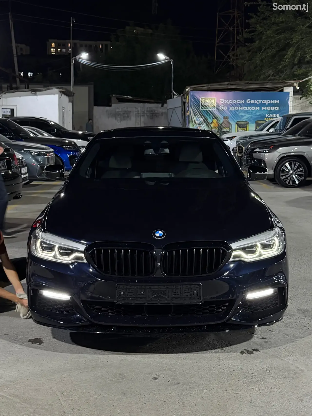 BMW 5 series 2019 · 3.0 AT